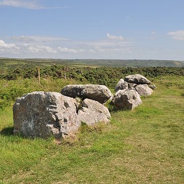 Allée couverte dite des Pierres Pouquelées