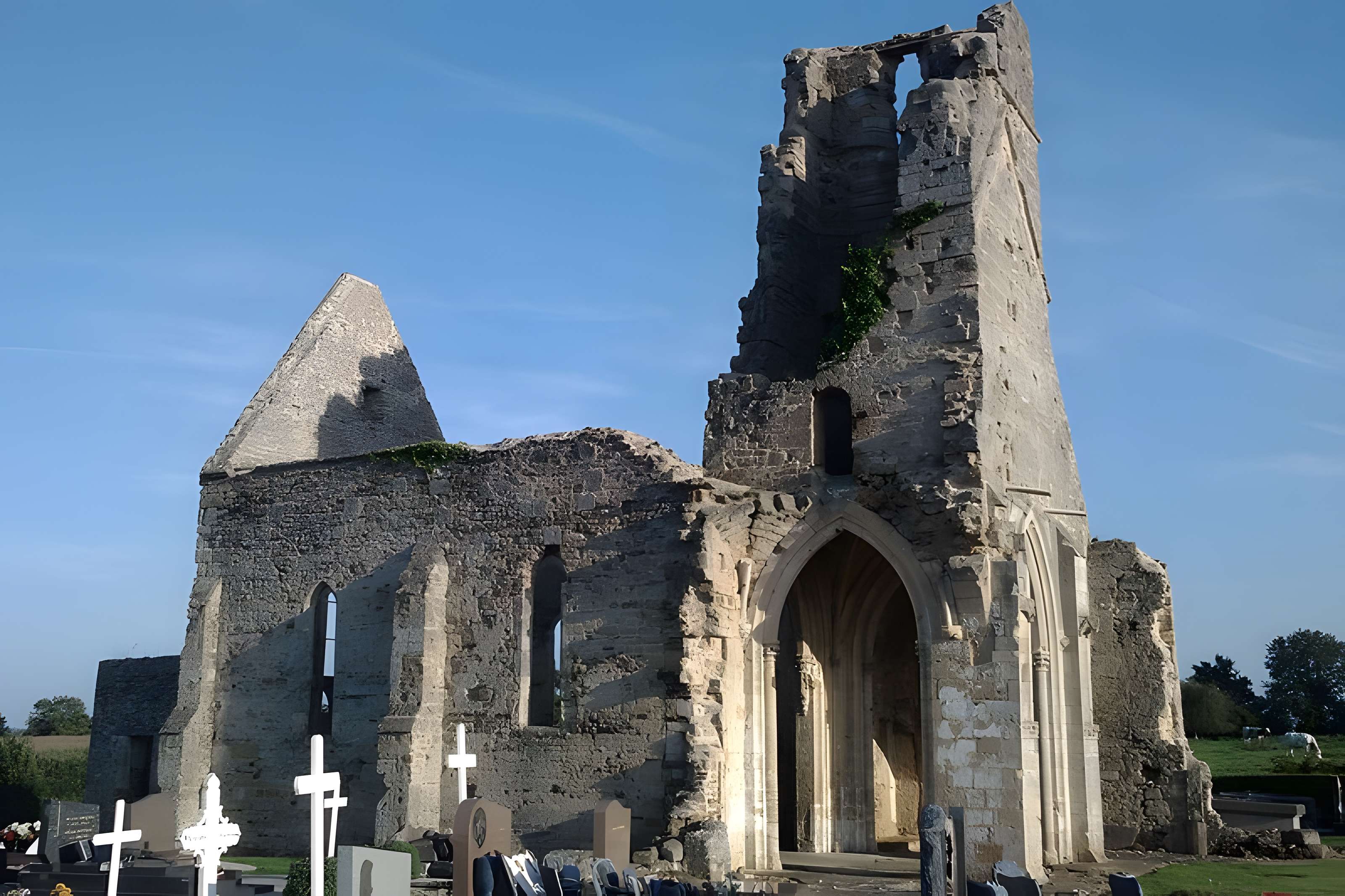 Église Saint-Martin d'Auxais 