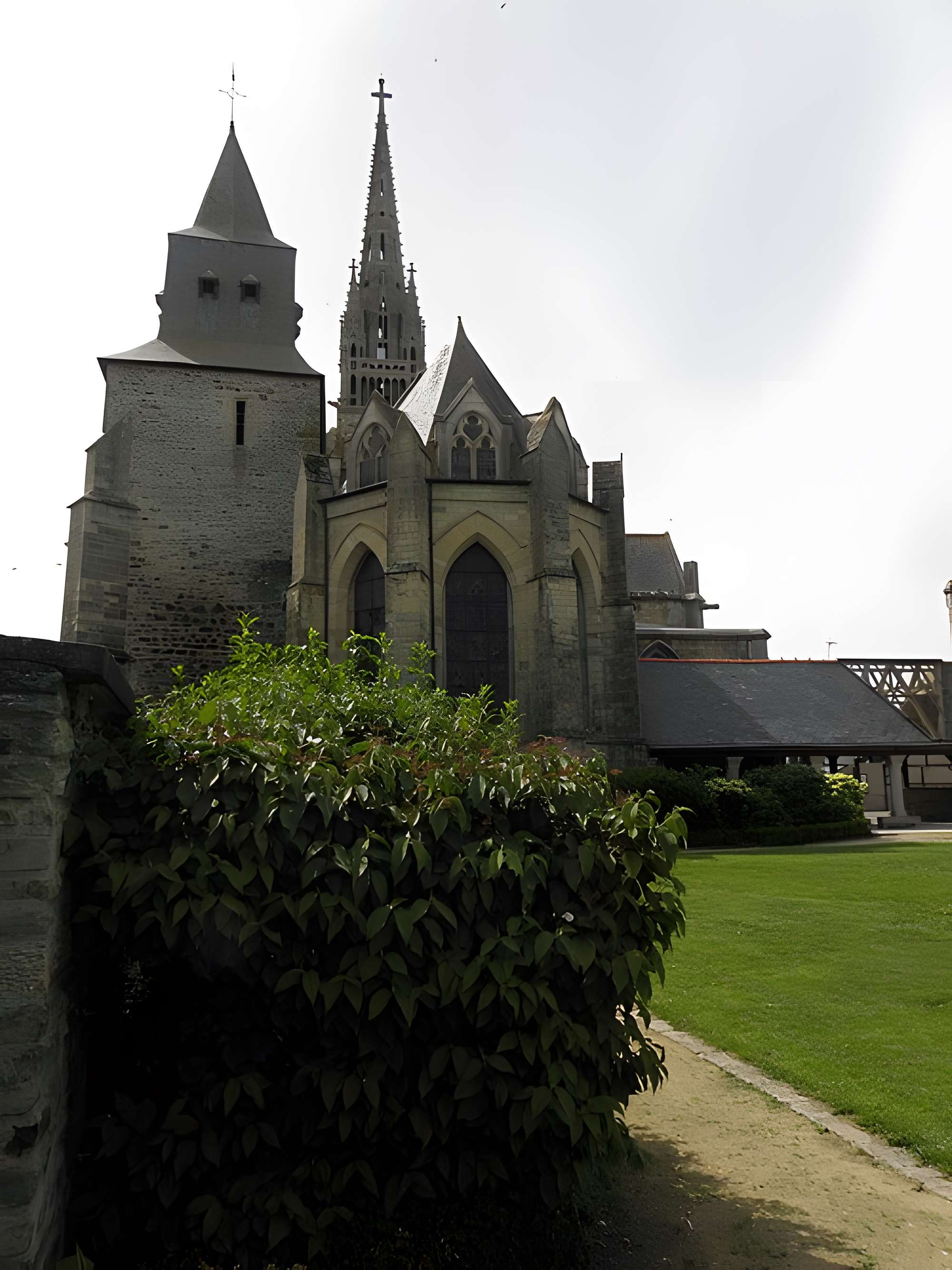 Basilique Notre-Dame-de-l'Assomption de La Guerche-de-Bretagne