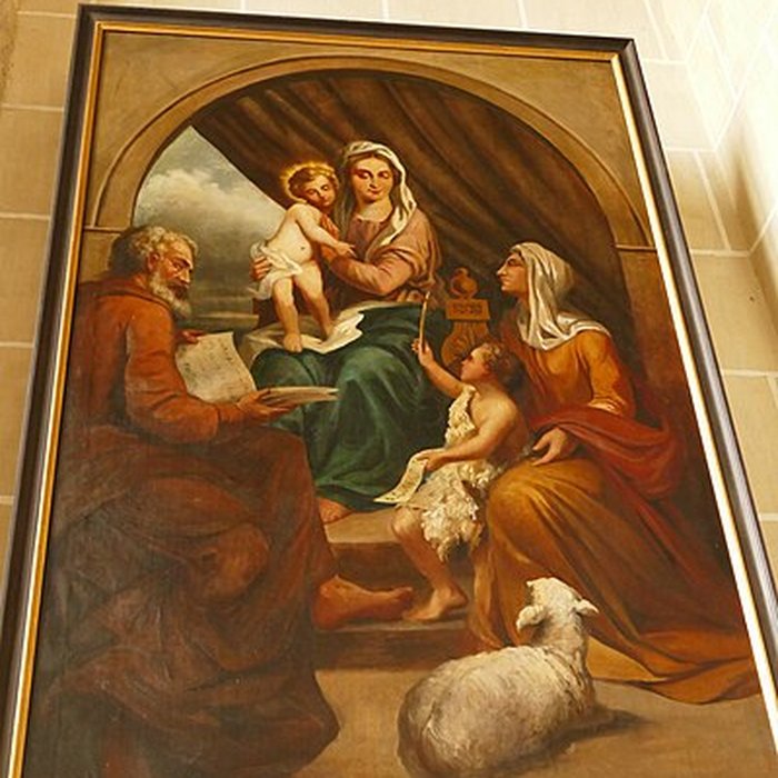 Photo de Église Saint-Martin de Beaune-la-Rolande et une croix