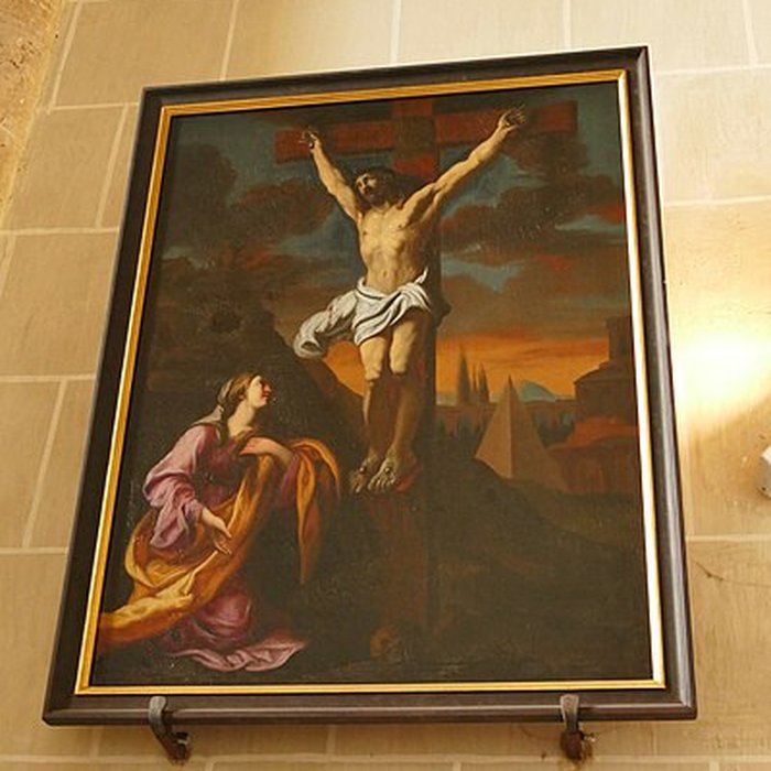 Photo de Église Saint-Martin de Beaune-la-Rolande et une croix