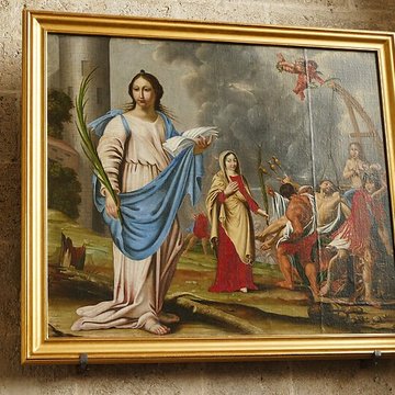 Église Saint-Martin de Beaune-la-Rolande et une croix