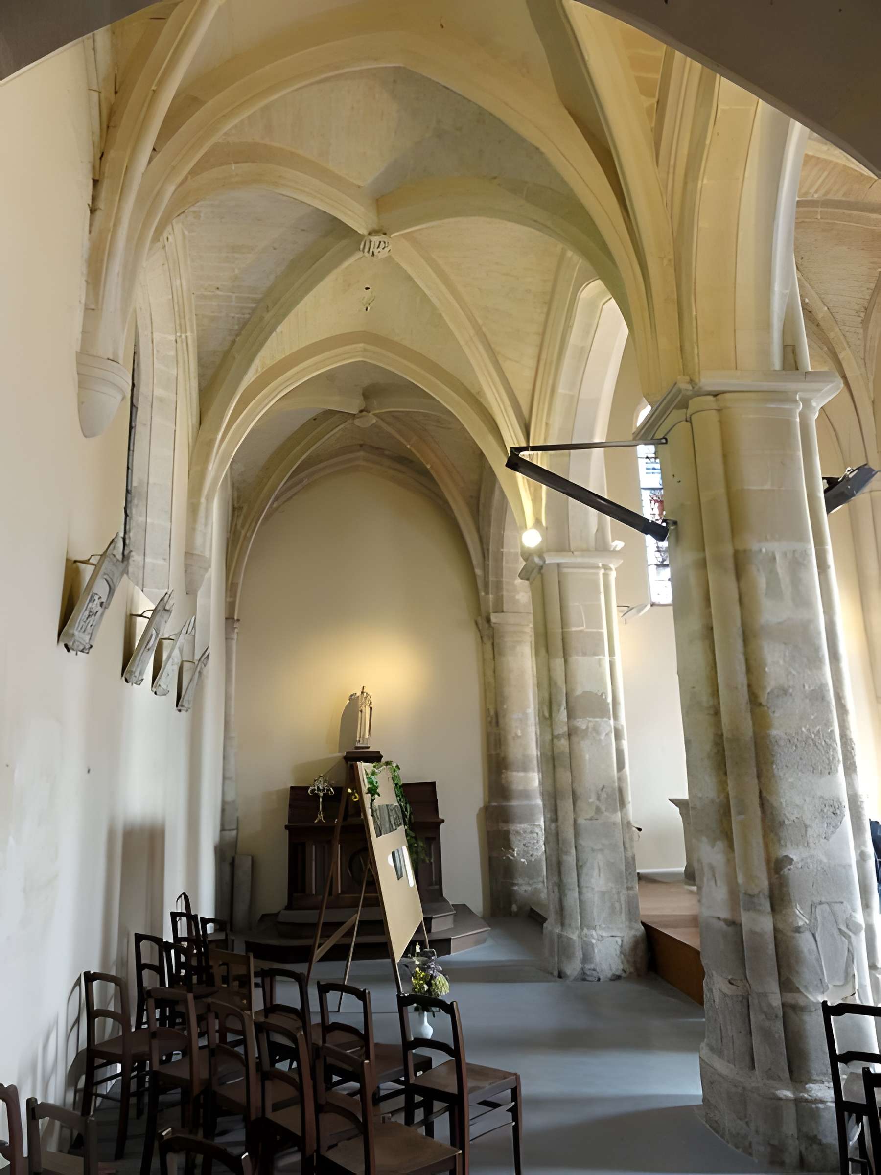 Église Saint-Martin de Bouillant