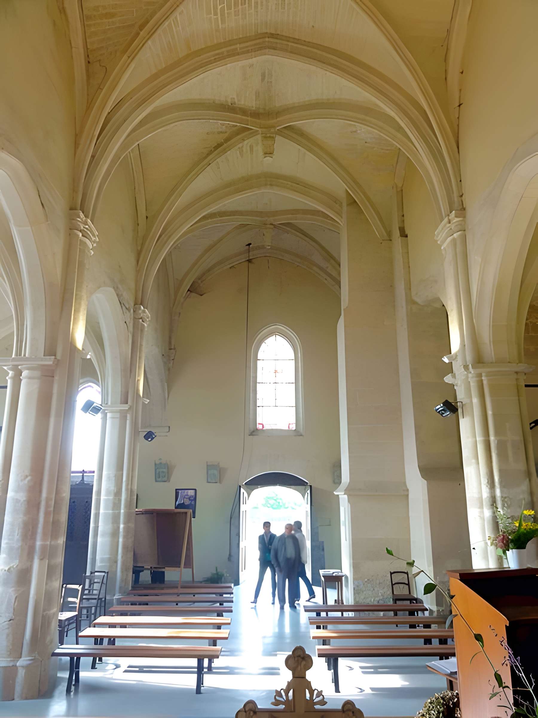 Église Saint-Martin de Bouillant