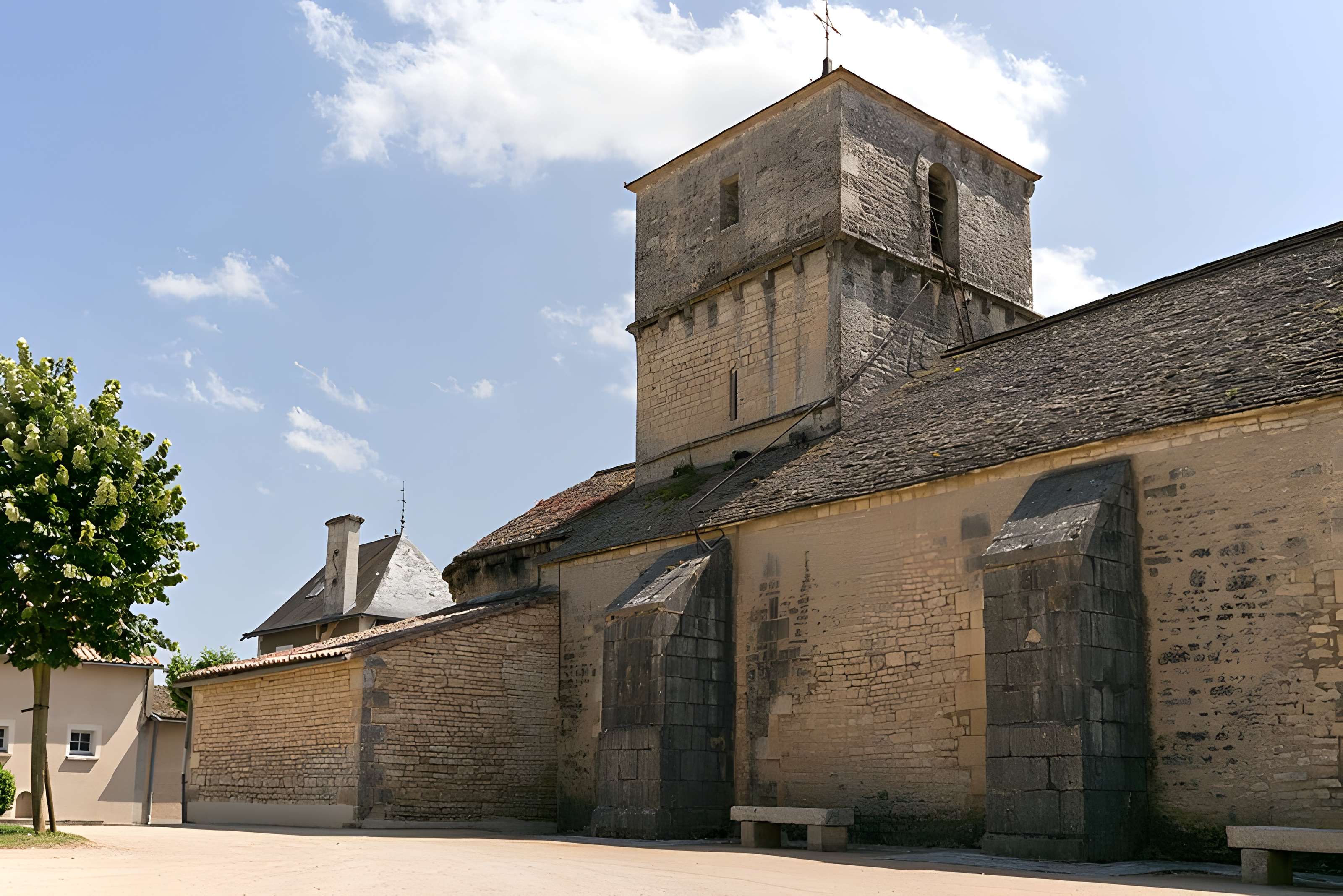 Église Saint-Martin de Brux