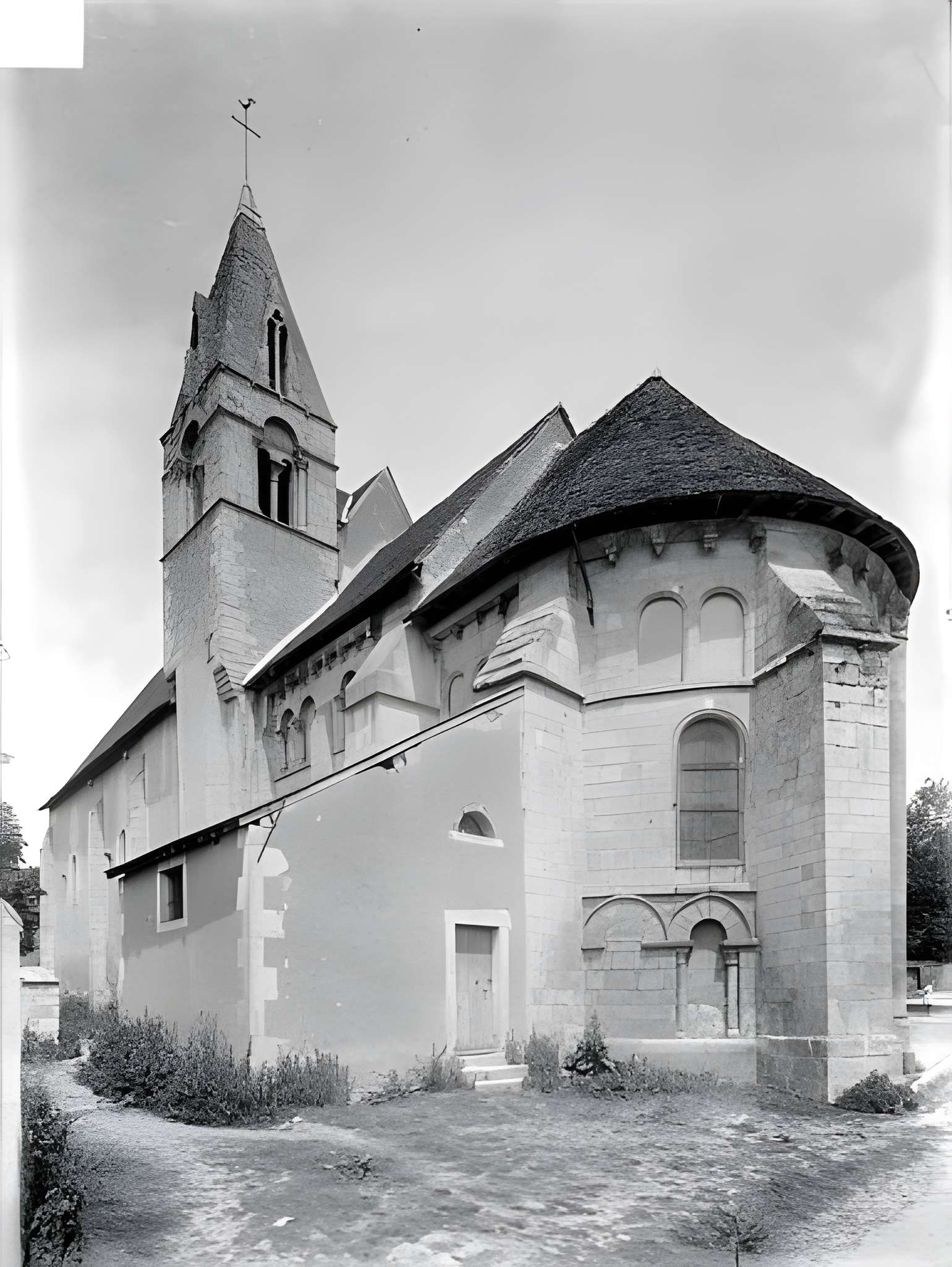 Église Saint-Martin de Chalivoy-Milon