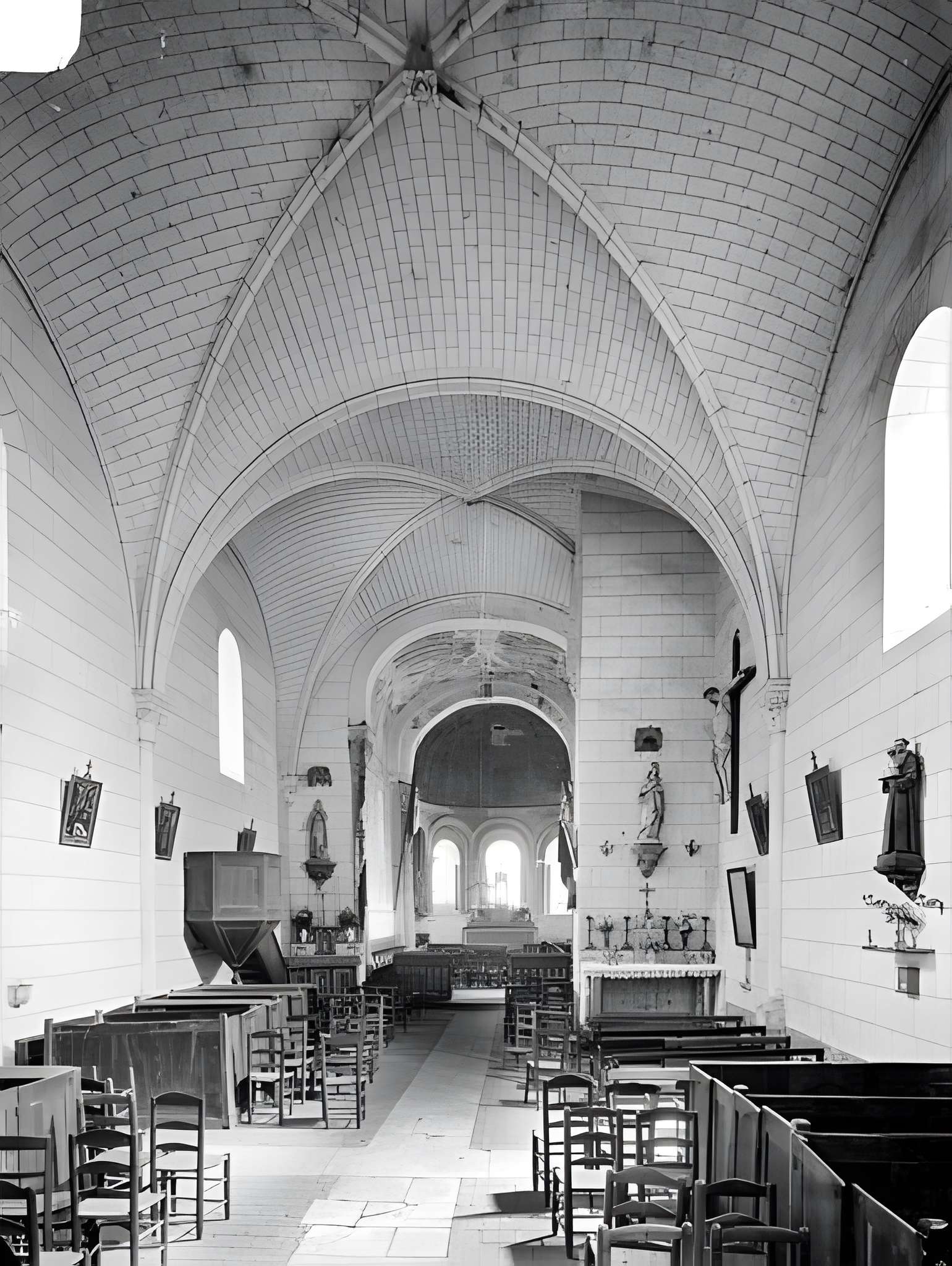 Église Saint-Martin de Chalivoy-Milon