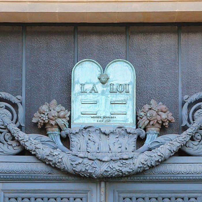 Photo de Ancien palais de justice à Caen