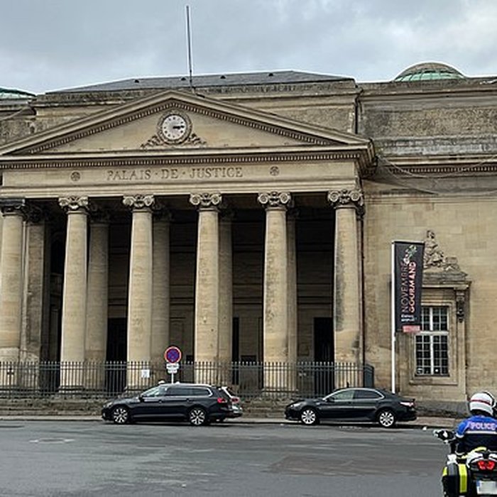 Photo de Ancien palais de justice à Caen