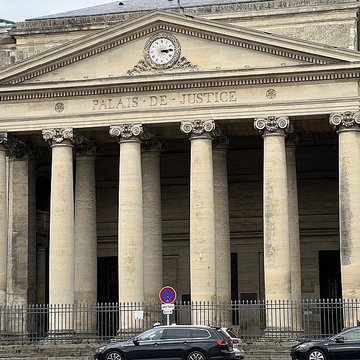 Ancien palais de justice à Caen