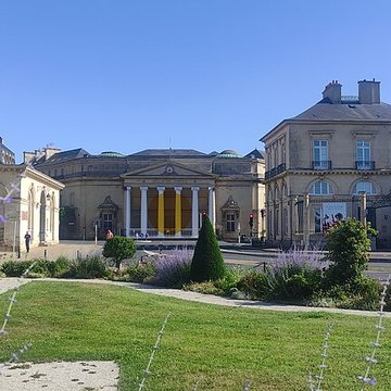 Ancien palais de justice à Caen