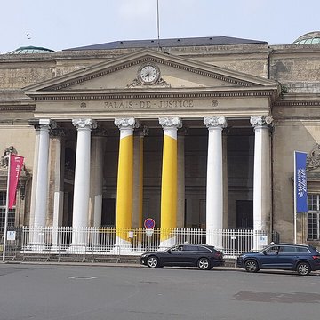 Ancien palais de justice à Caen