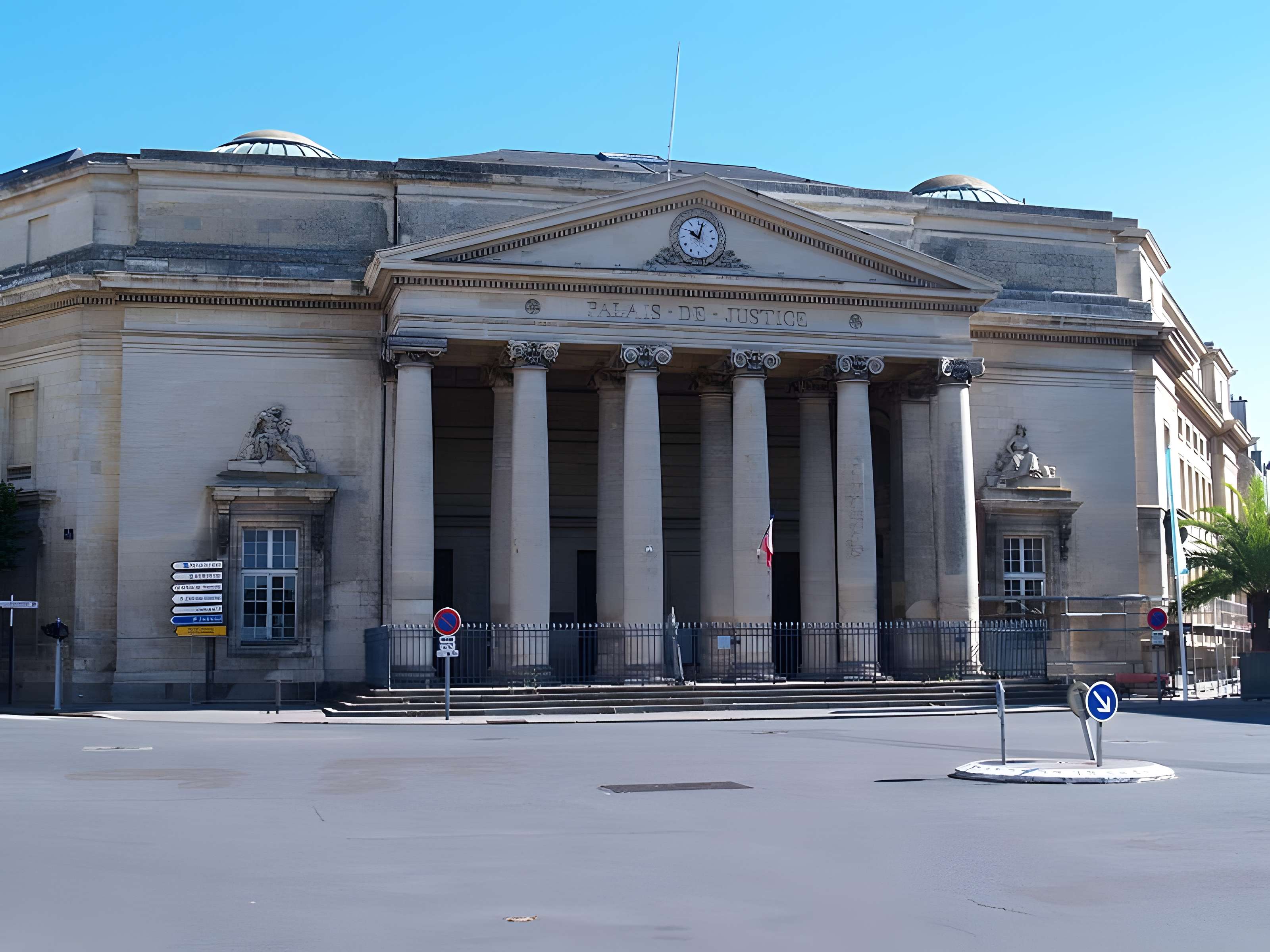 Ancien palais de justice à Caen 