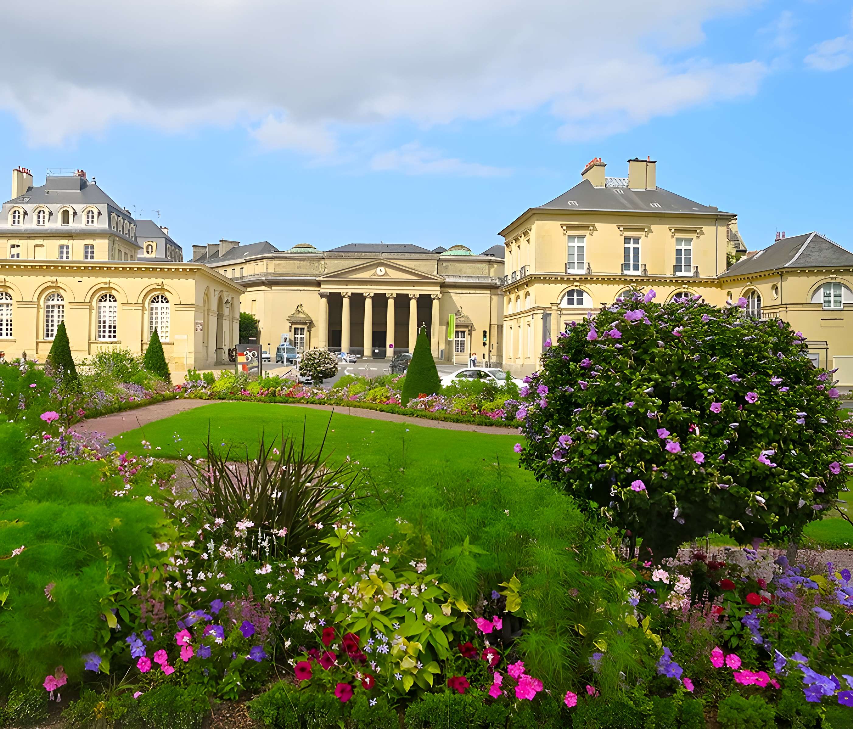 Ancien palais de justice à Caen