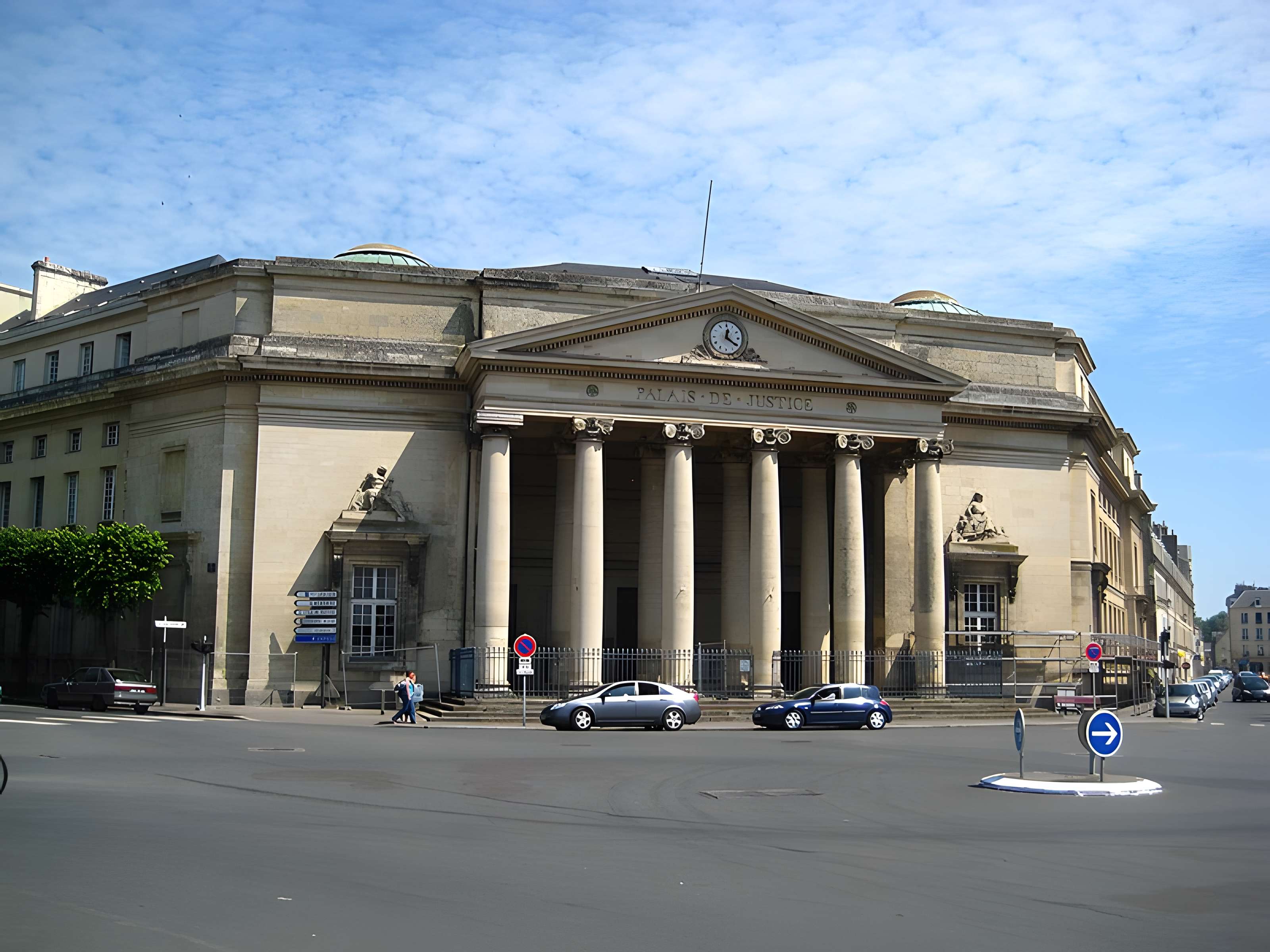 Ancien palais de justice à Caen