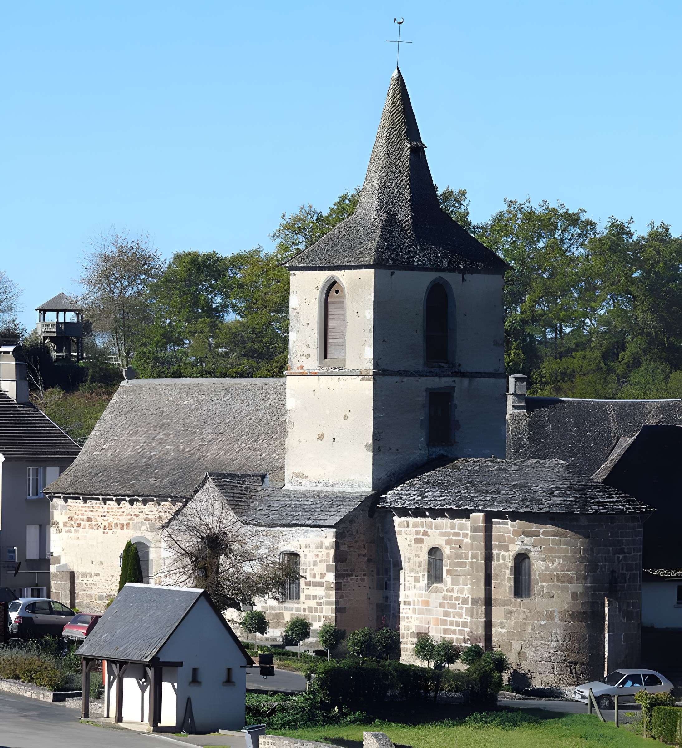 Église Saint-Martin de Chalvignac 