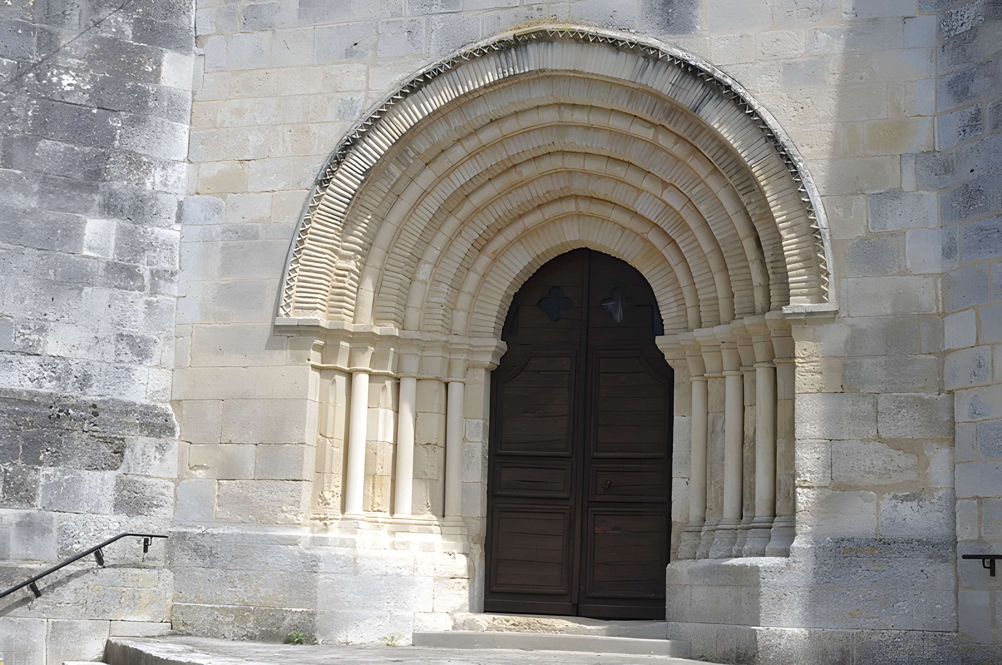 Église Saint-Martin de Champagne