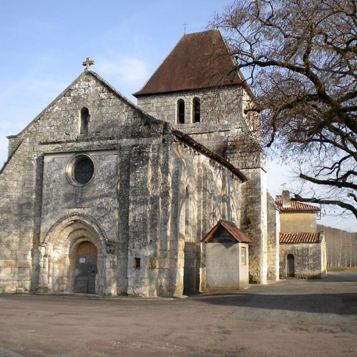 Photo de Église Saint-Martin de Champeaux-et-la-Chapelle-Pommier