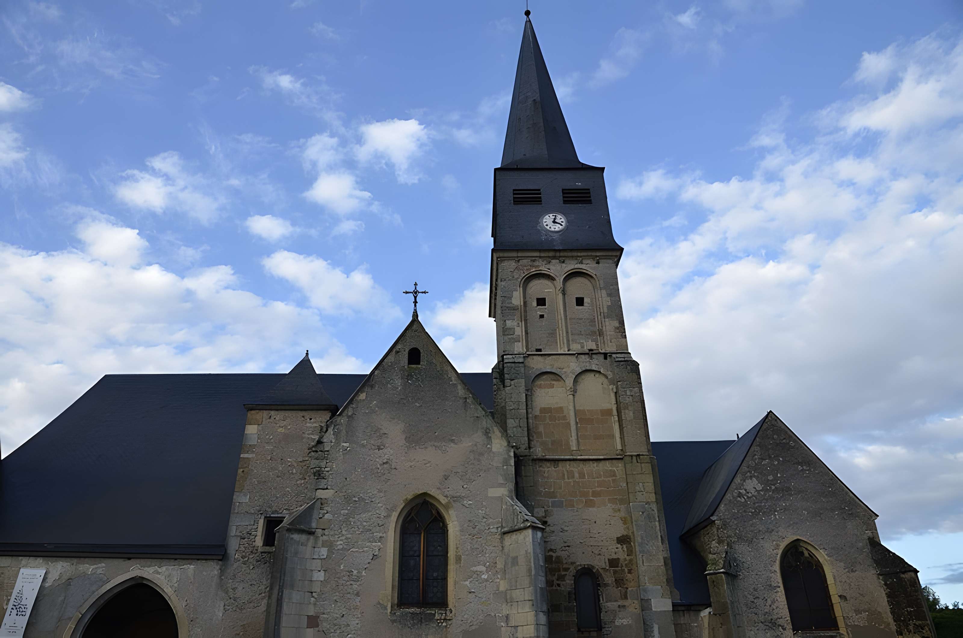 Église Saint-Martin de Charenton-du-Cher