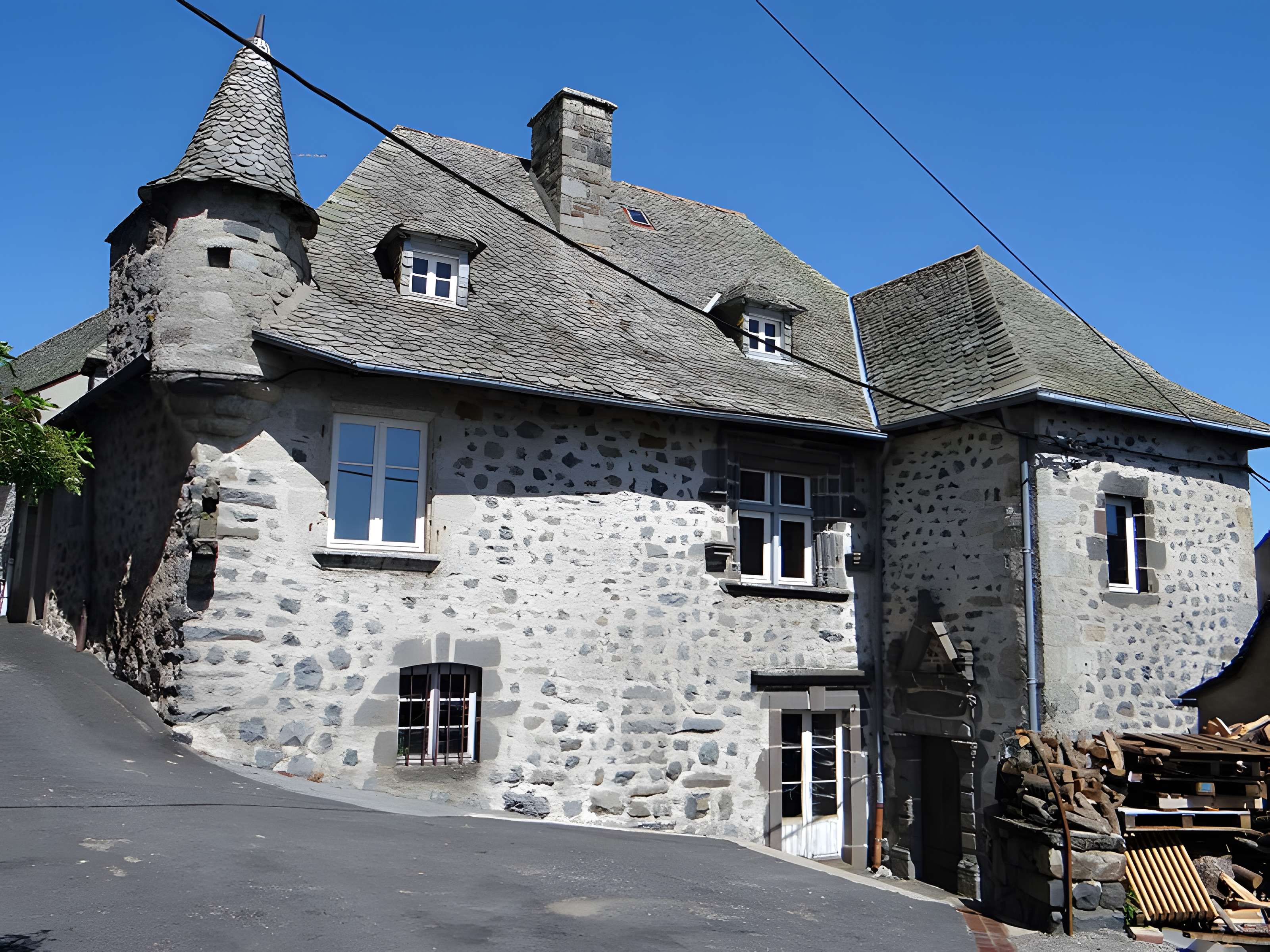 Ancien Presbytère de Laguiole 