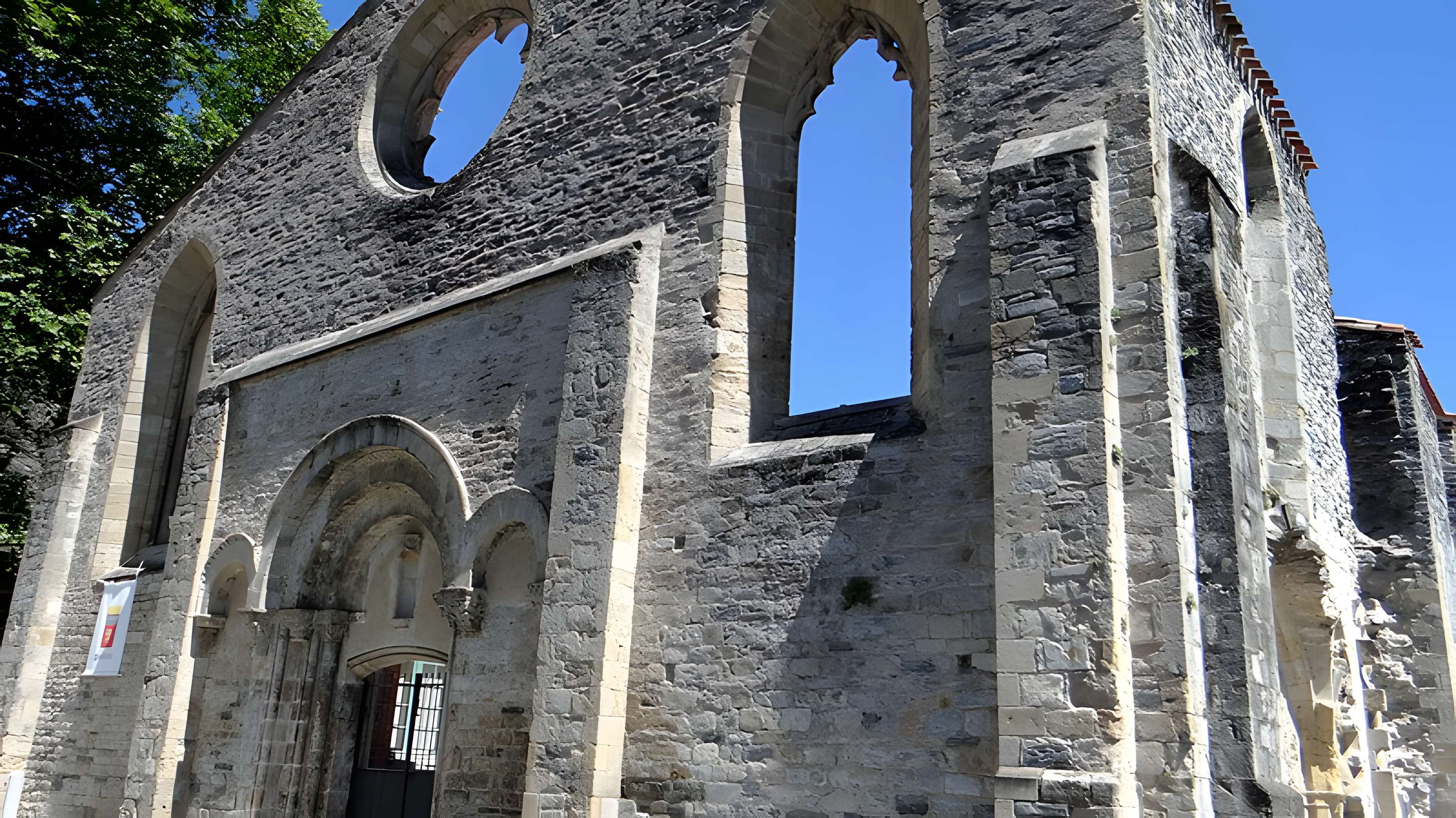 Ancien prieuré de Burlats