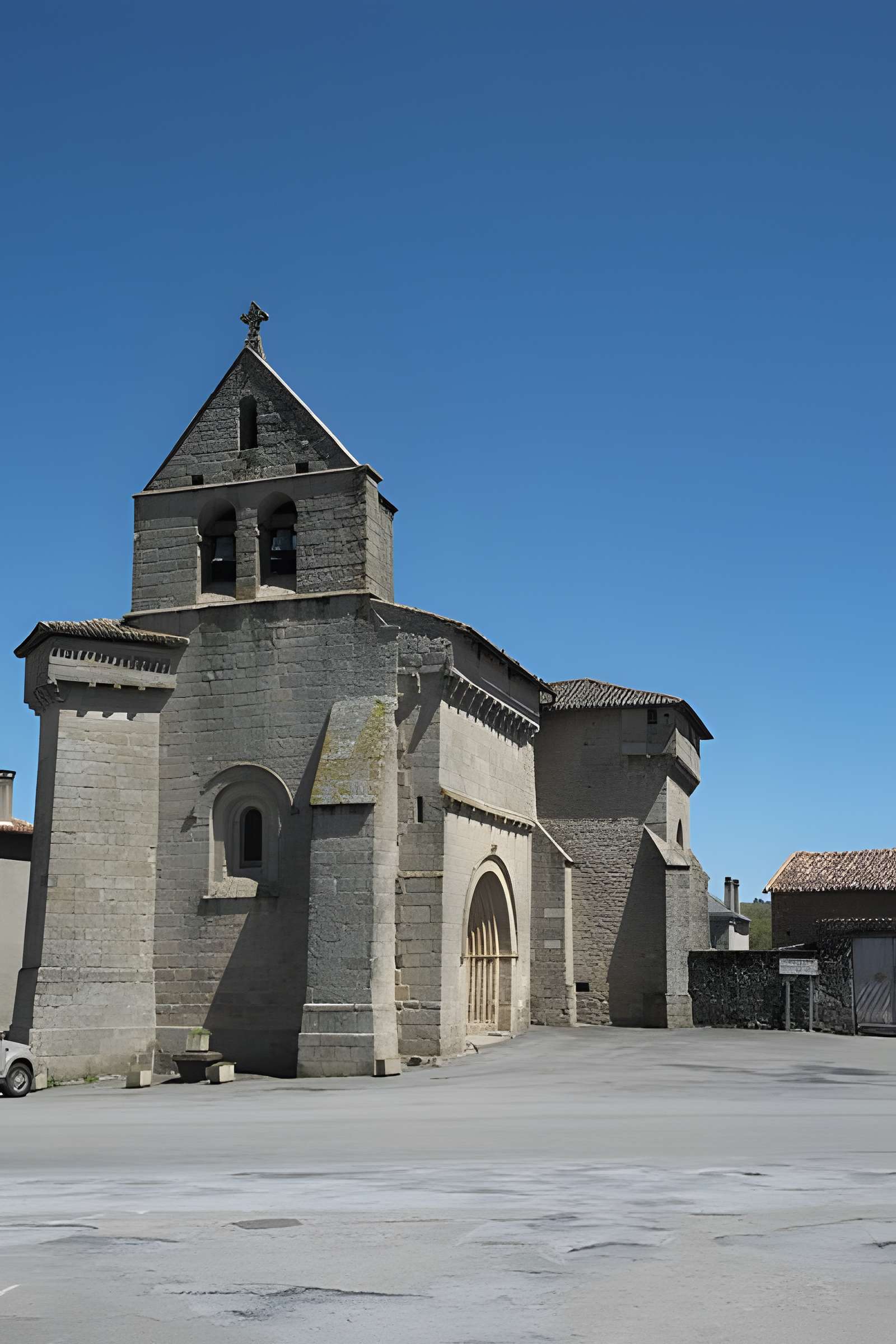 Église Saint-Martin de Compreignac