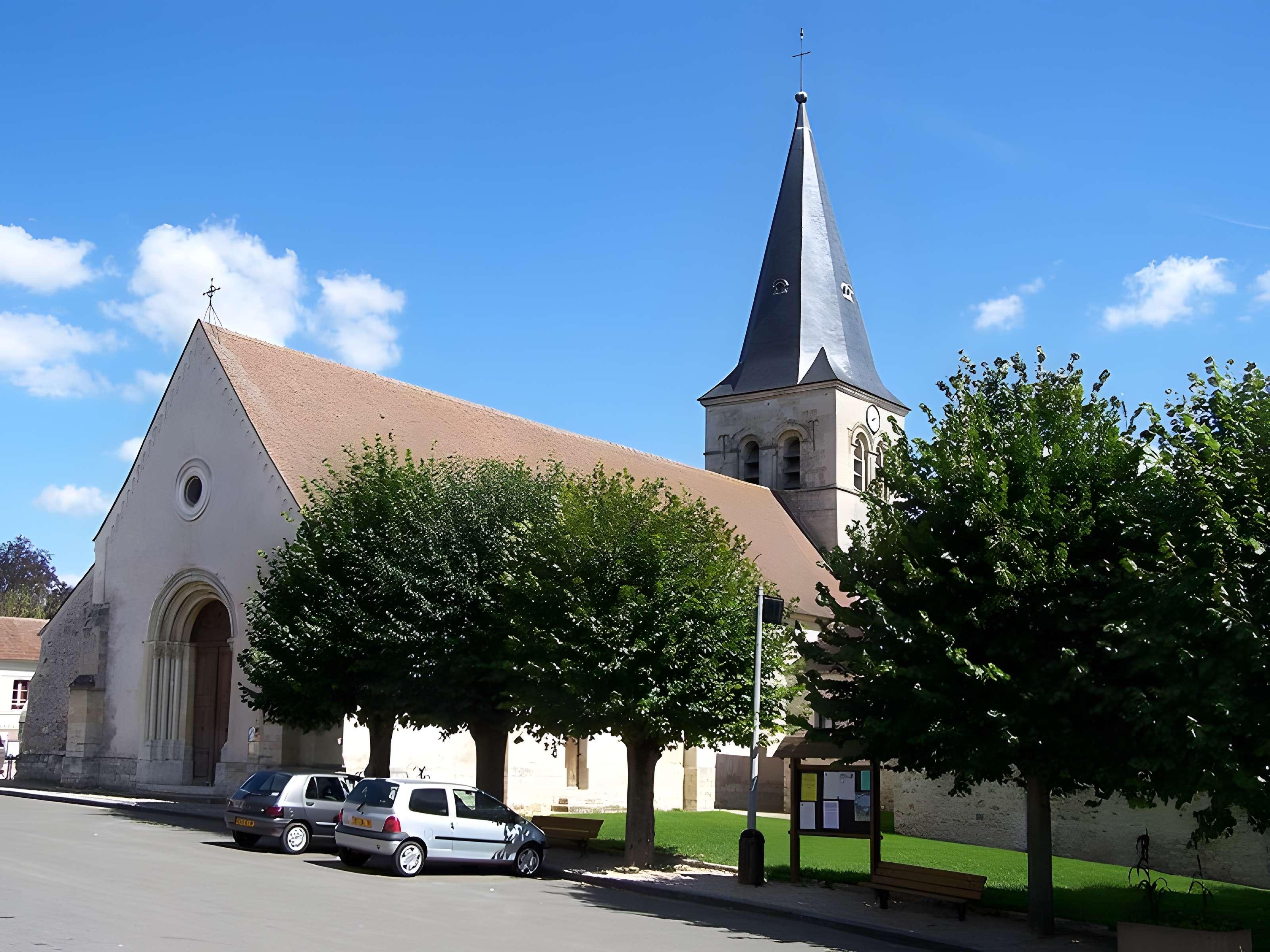 Église Saint-Martin de Crespières 