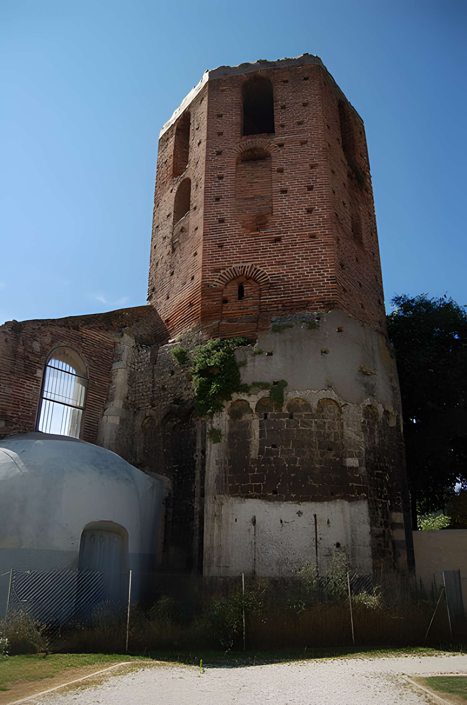 Ancienne église Saint-Hilaire d'Agen