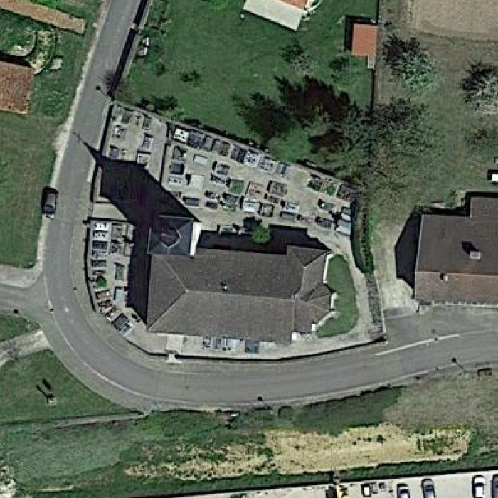 Photo de Église Saint-Martin de Dommartin-sur-Vraine et croix