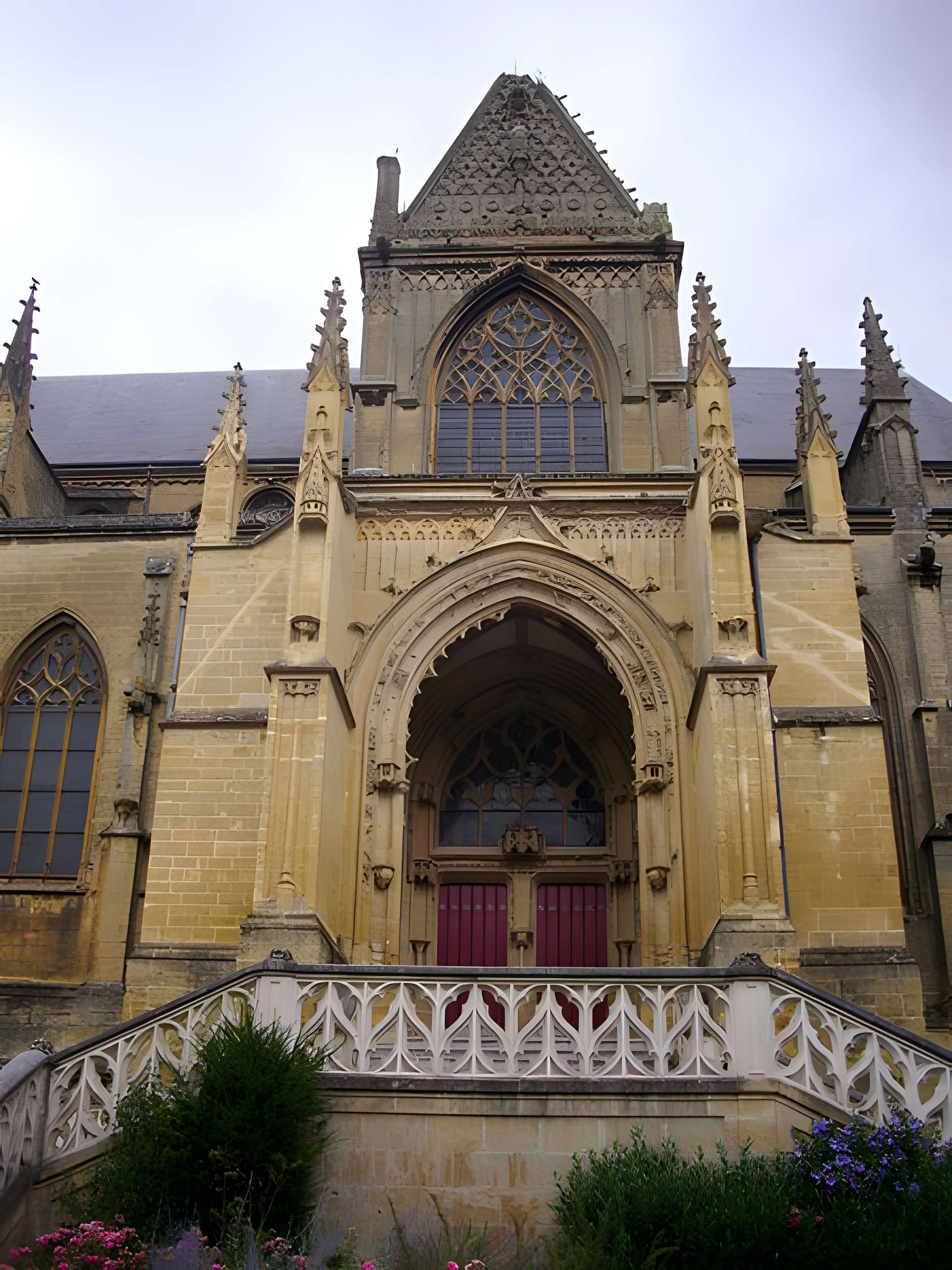 Basilique Notre-Dame-d'Espérance de Charleville-Mézières