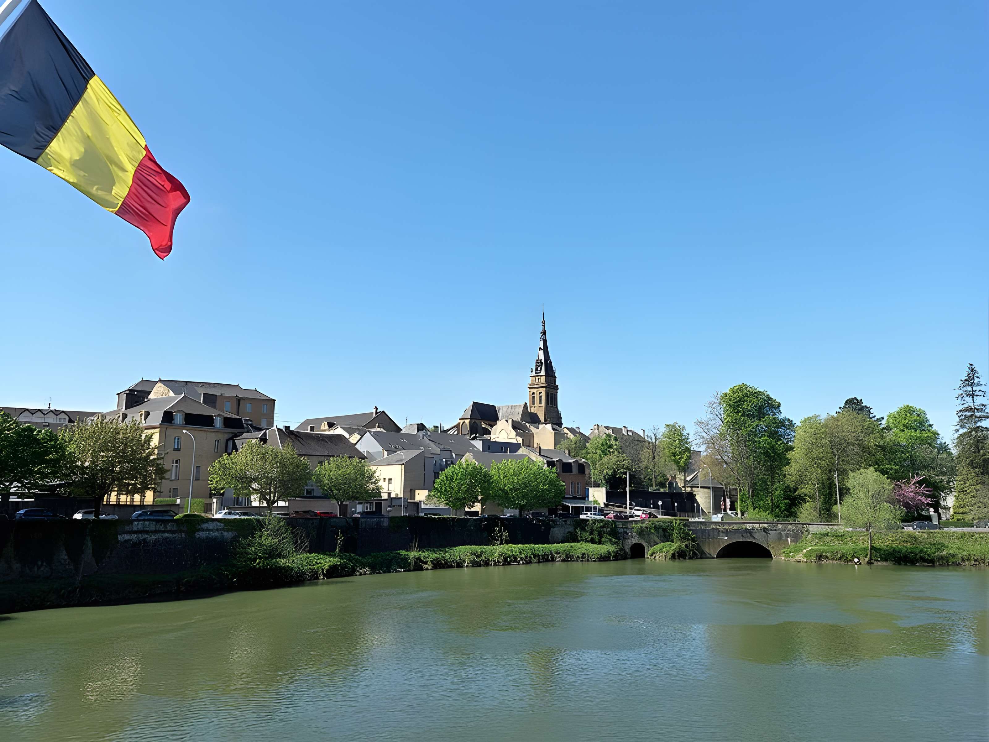 Basilique Notre-Dame-d'Espérance de Charleville-Mézières
