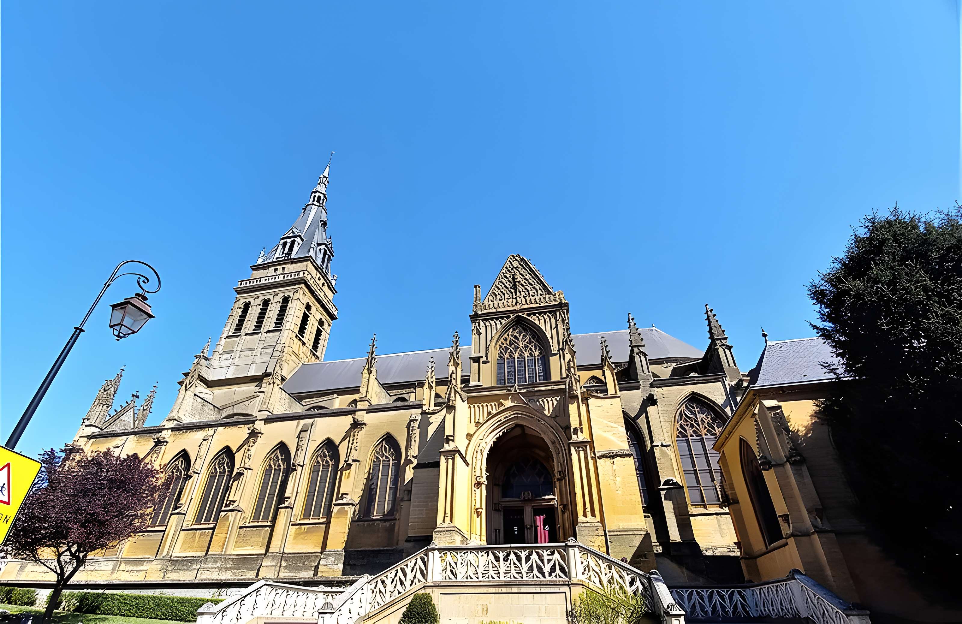Basilique Notre-Dame-d'Espérance de Charleville-Mézières