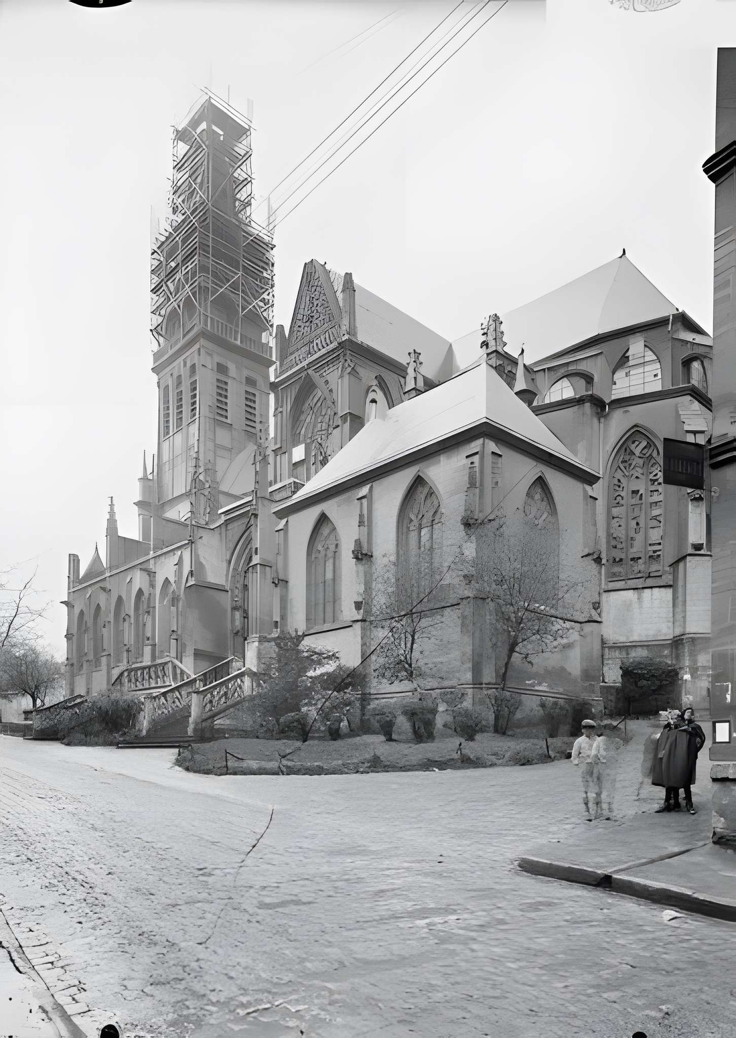Basilique Notre-Dame-d'Espérance de Charleville-Mézières