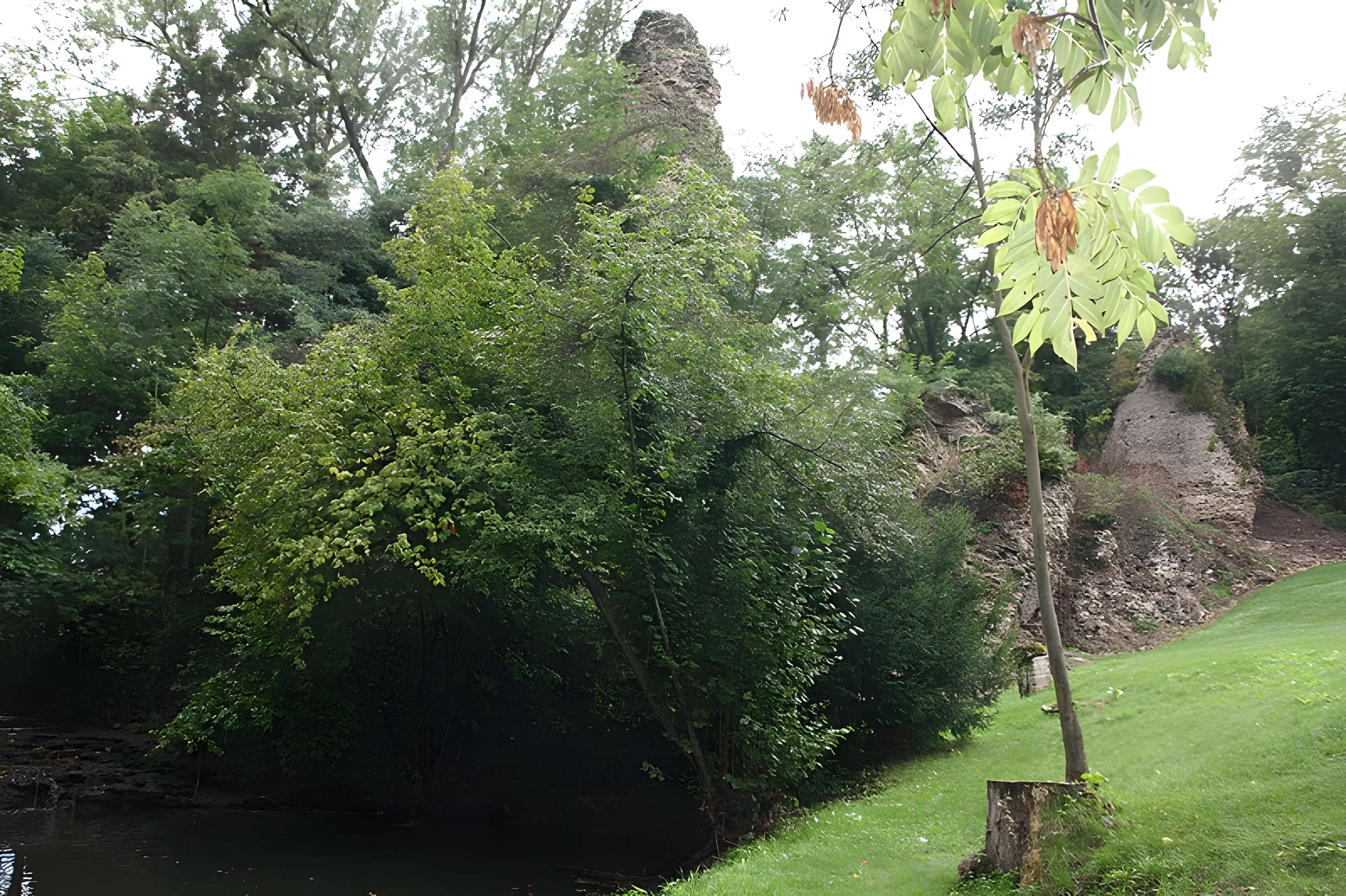 Aqueduc de la Brevenne (également sur commune d'Ecully)