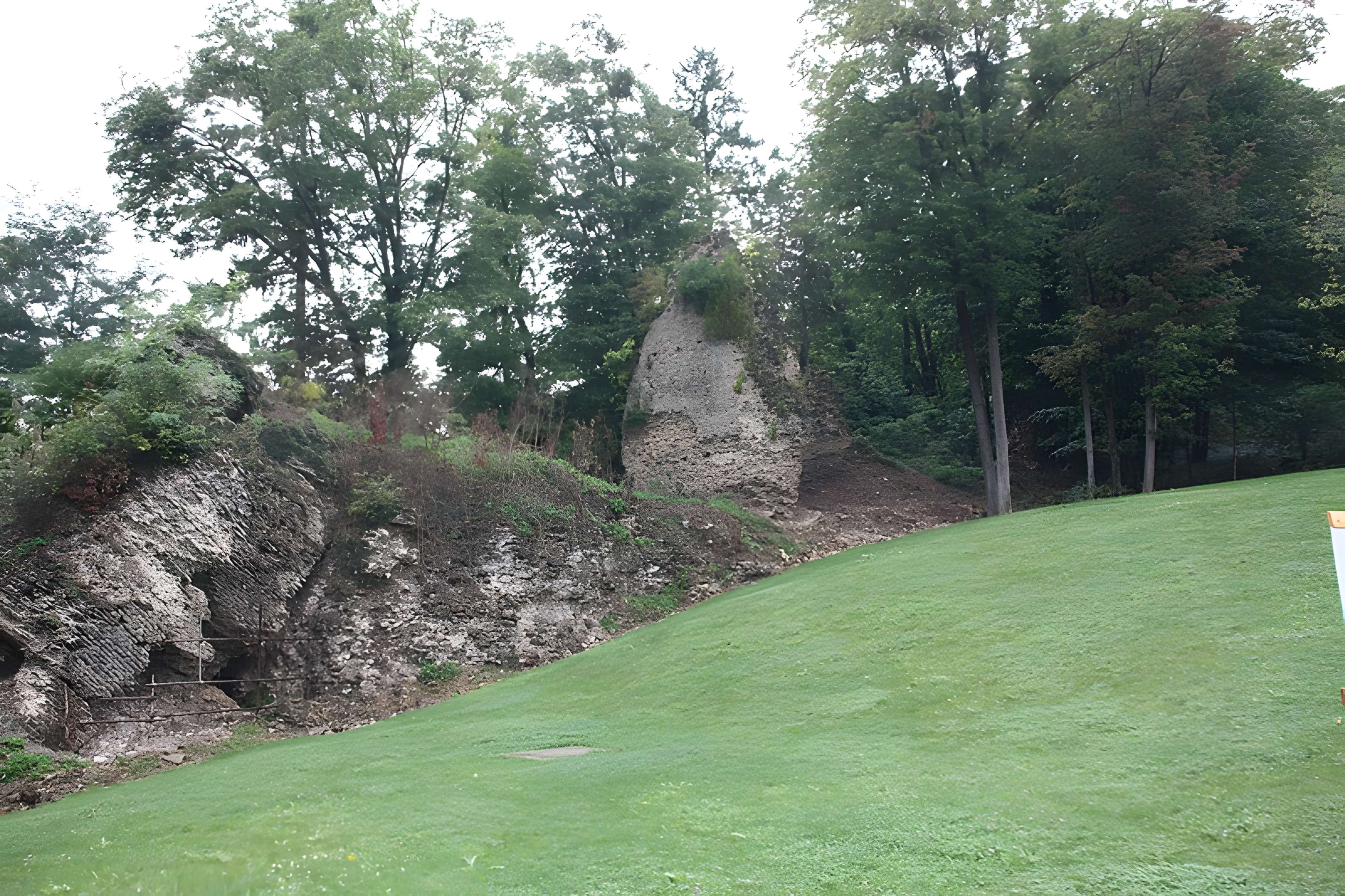 Aqueduc de la Brevenne (également sur commune d'Ecully)