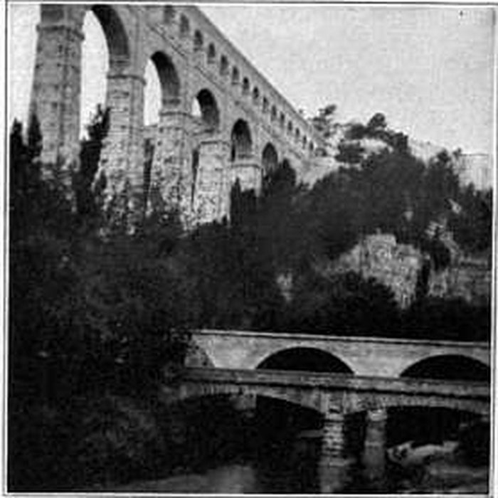 Photo de Aqueduc de Roquefavour également sur commune dAix-en-Provence