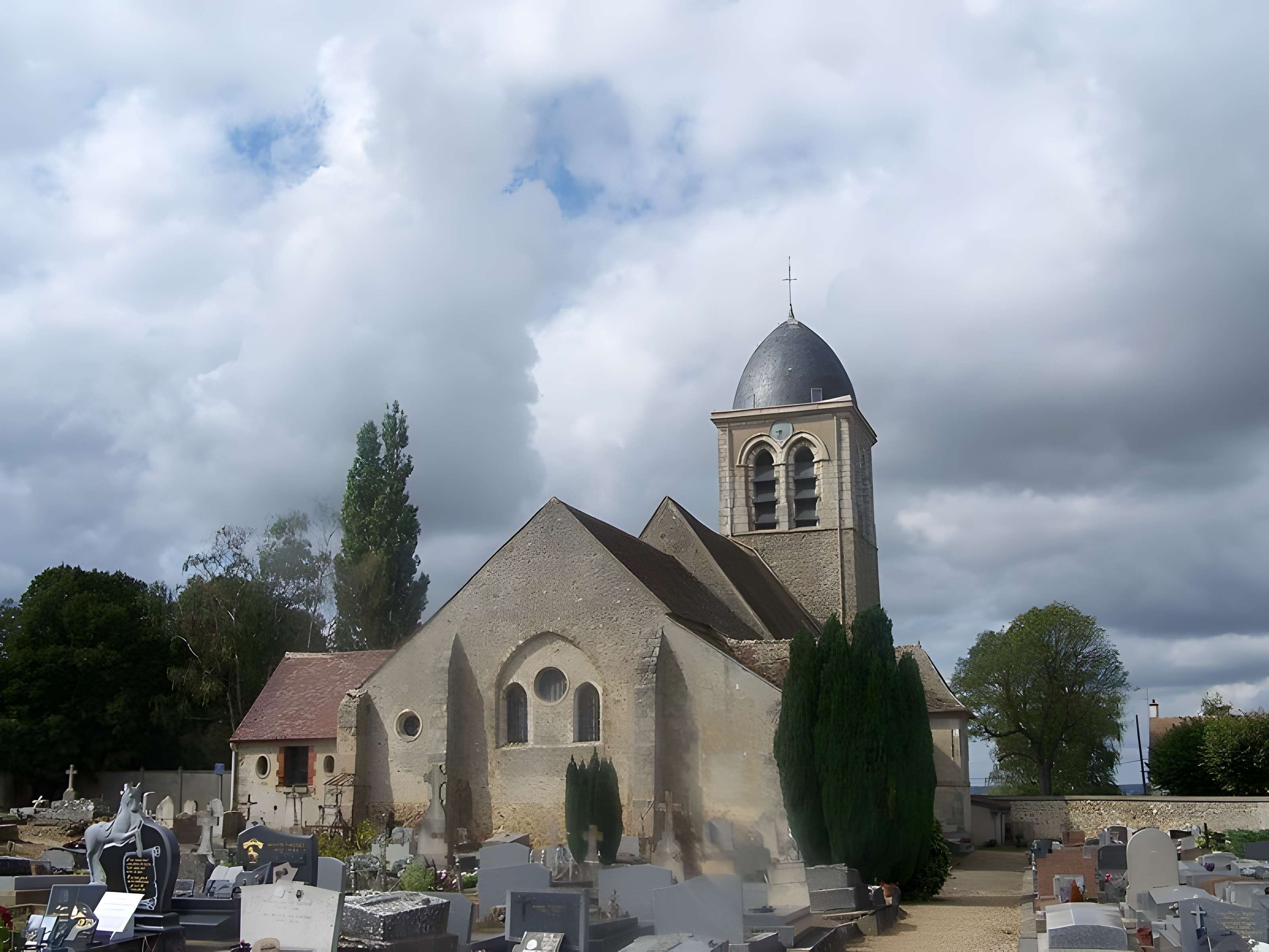 Église Saint-Martin de Jouars-Pontchartrain 