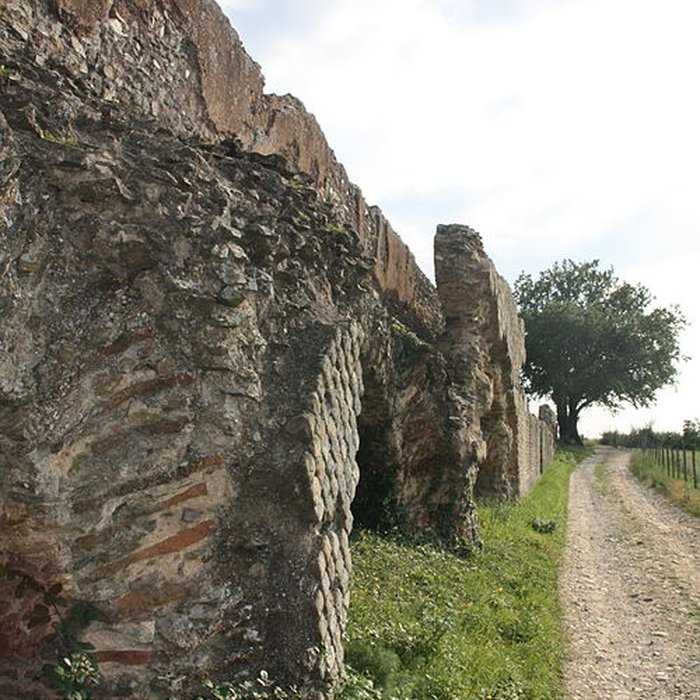 Photo de Aqueduc gallo-romain du Gier dit aussi du Mont Pilat également sur communes de Brignais, Chaponost, Lyon, Sainte-Foy-lès Lyon, Soucieu-en-Jarrest
