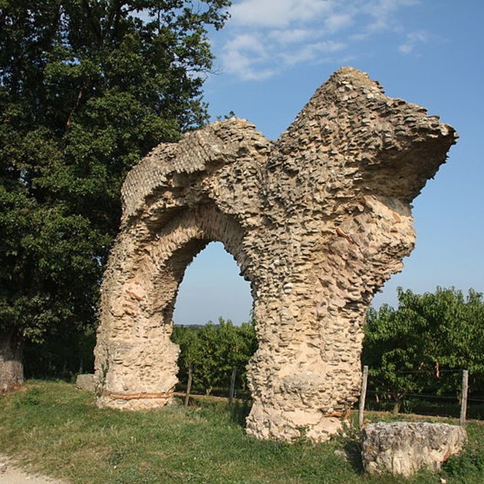 Photo de Aqueduc gallo-romain du Gier dit aussi du Mont Pilat également sur communes de Brignais, Chaponost, Lyon, Sainte-Foy-lès Lyon, Soucieu-en-Jarrest