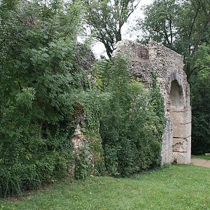 Photo de Aqueduc gallo-romain du Gier dit aussi du Mont Pilat également sur communes de Brignais, Chaponost, Lyon, Sainte-Foy-lès Lyon, Soucieu-en-Jarrest