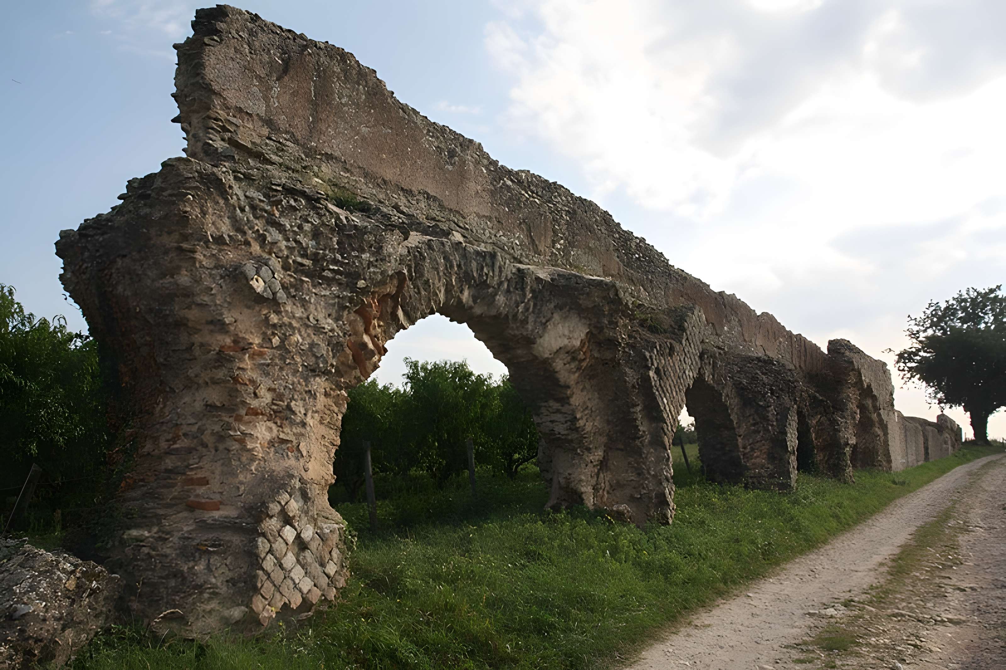 Aqueduc du Gier à Soucieu-en-Jarrest
