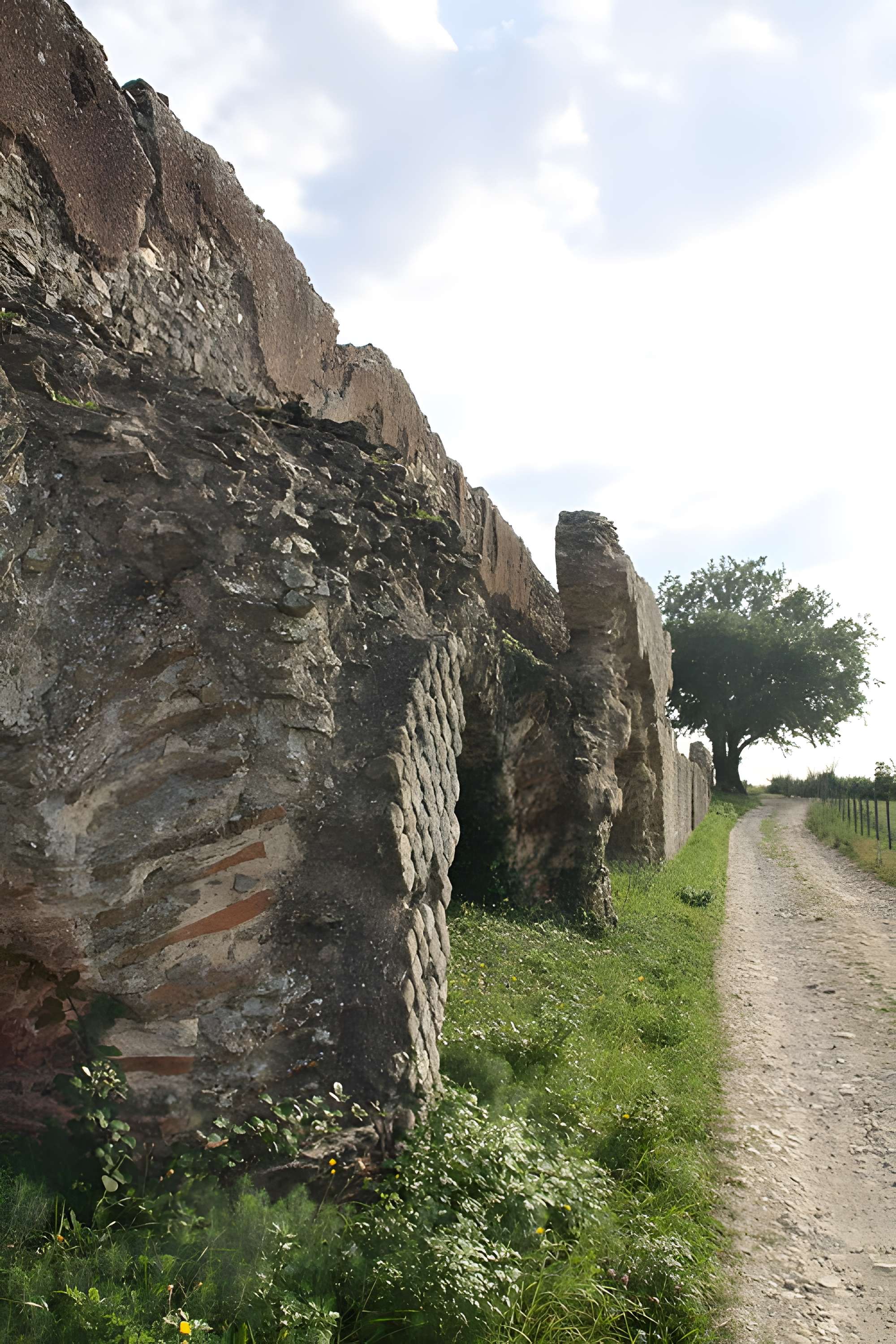 Aqueduc du Gier à Soucieu-en-Jarrest