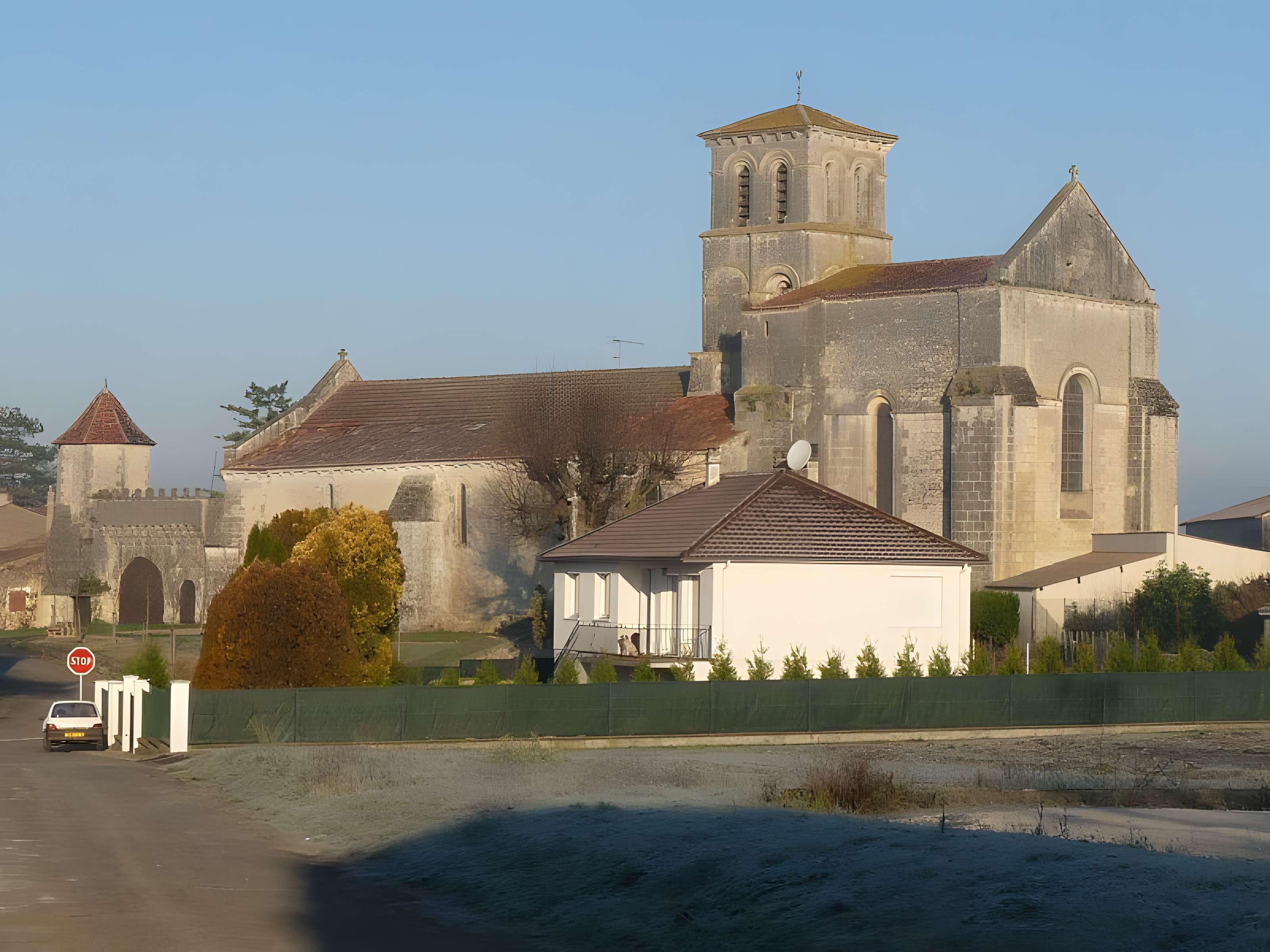 Église Saint-Martin de Juillac-le-Coq 