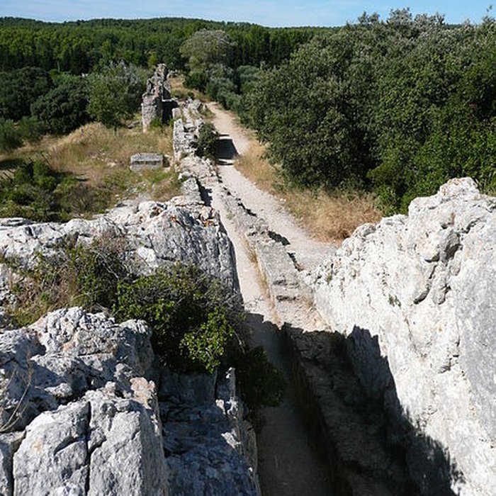 Photo de Aqueduc et moulins de Barbegal à Arles