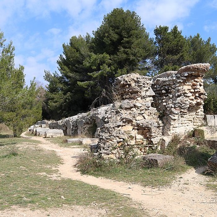 Photo de Aqueduc et moulins de Barbegal à Arles
