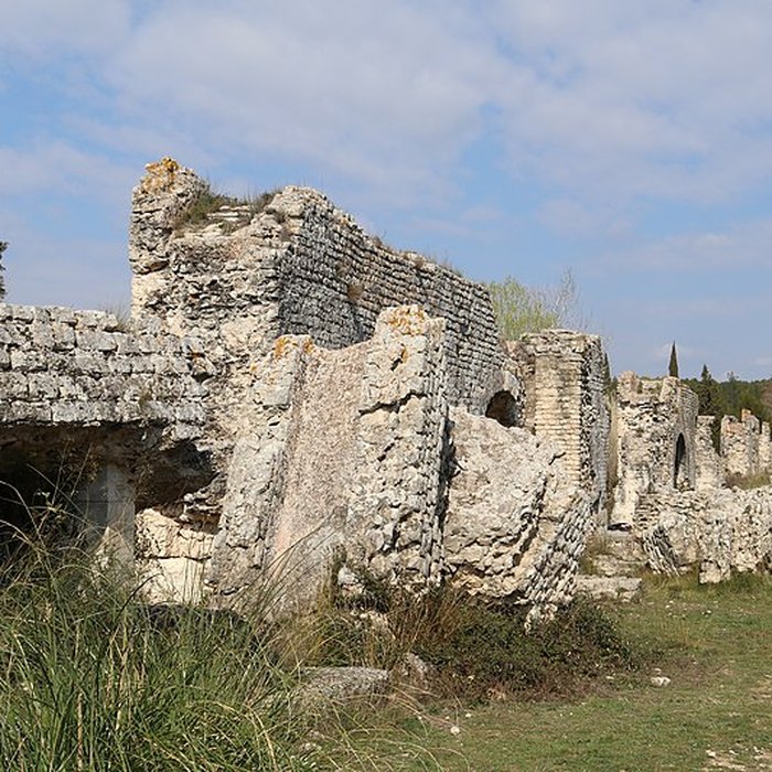 Photo de Aqueduc et moulins de Barbegal à Arles