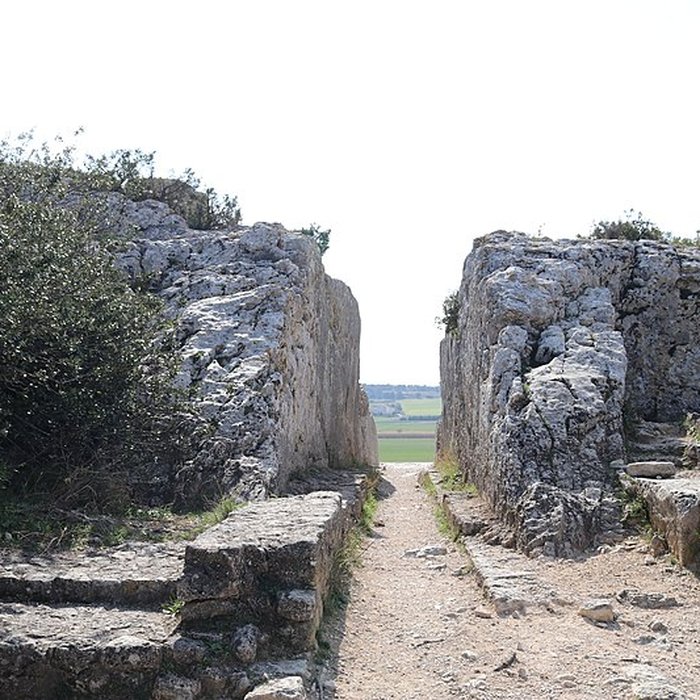 Photo de Aqueduc et moulins de Barbegal à Arles