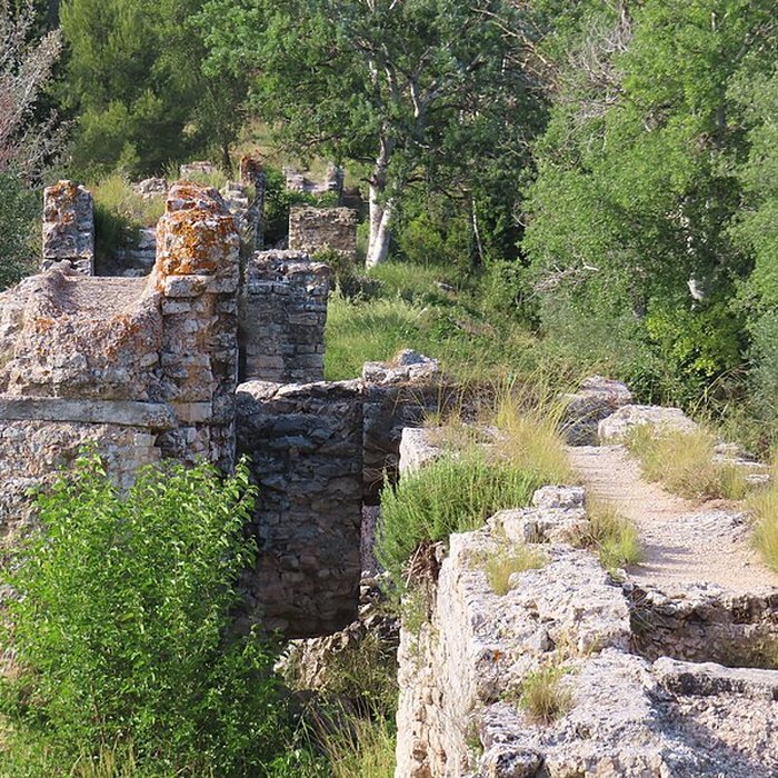 Photo de Aqueduc et moulins de Barbegal à Arles