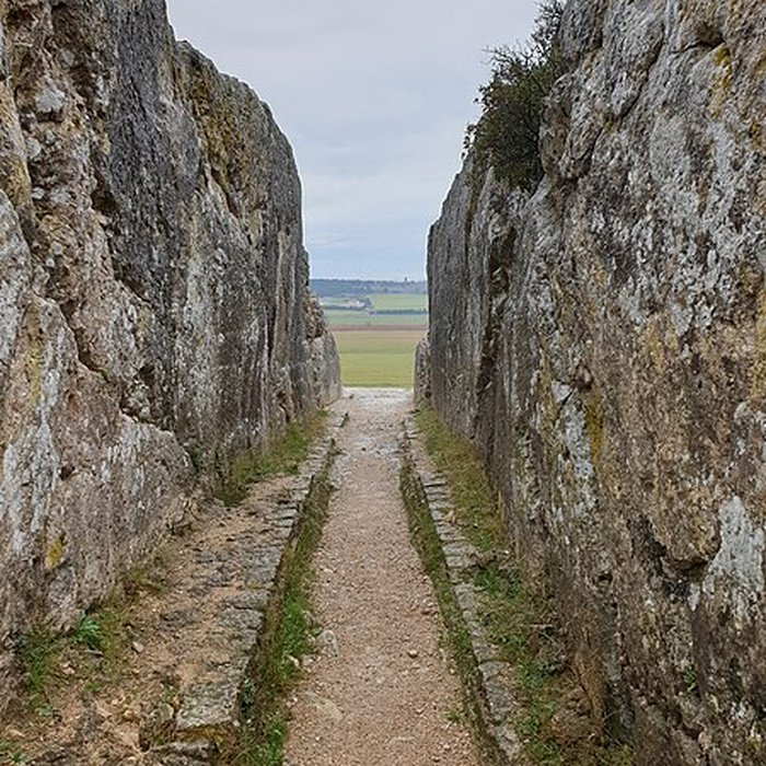 Photo de Aqueduc et moulins de Barbegal à Arles