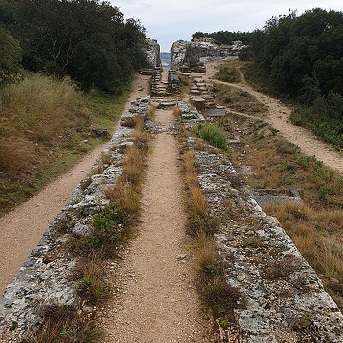 Photo de Aqueduc et moulins de Barbegal à Arles